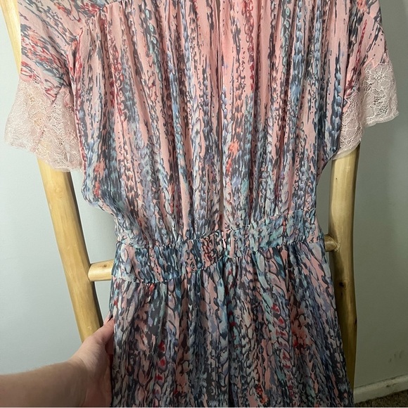 BCBGMAXAZRIA Christelle Printed Bell Sleeve Gown Silk Maxi 0 - Picture 15 of 15